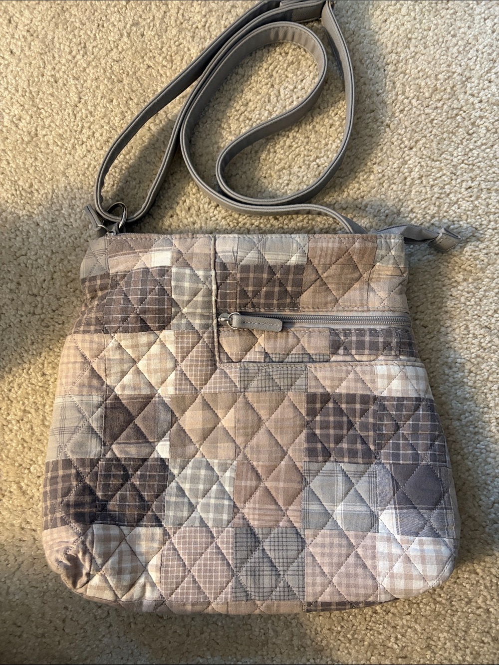 Donna Sharp Quilted Patchwork Plaid Crossbody Bag in Neutral Colors - NWOT